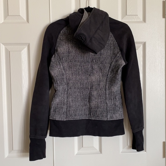 🎉LULULEMON Scuba Hoodie II Full Zip Size 6🎉 - Picture 5 of 7
